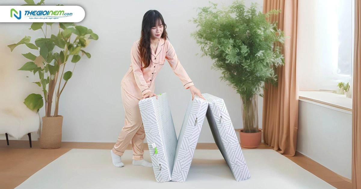 Nệm cao su bông TATANA gấp 3 hiện đại, gọn gàng