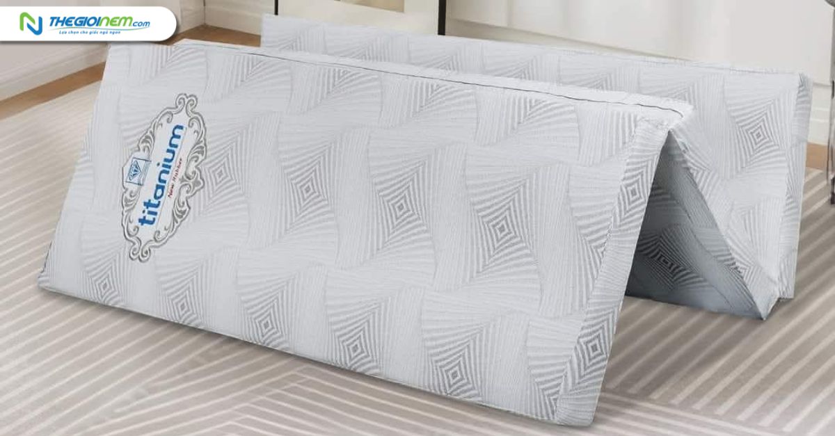 Nệm Kim Cương Titanium gấp 3 với cấu trúc đa tầng