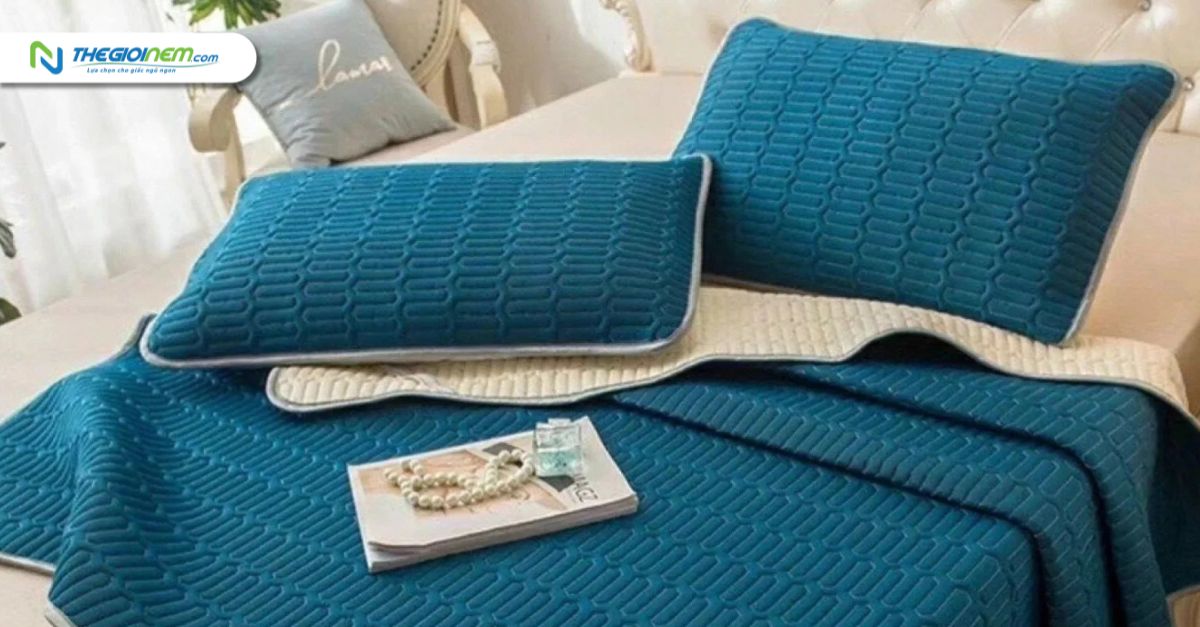 Vệ sinh cho chiếu luôn mới và sạch