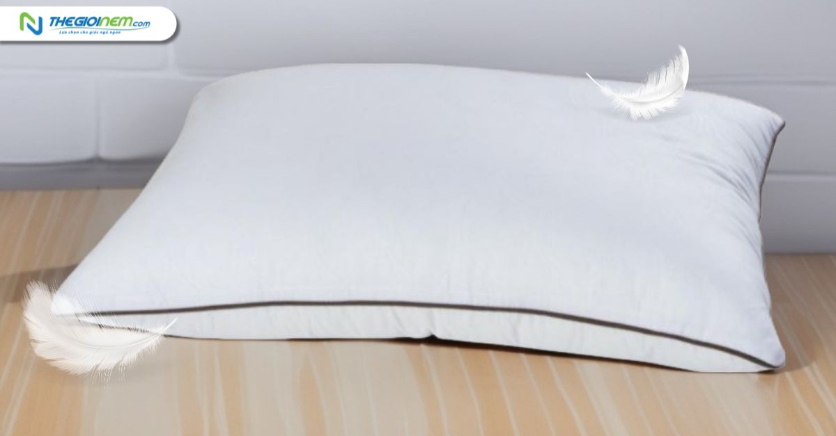 Gối lông vũ TATANA mềm mại, bồng bềnh