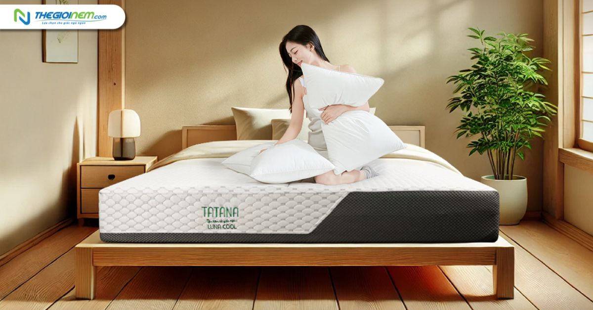 Nệm foam nâng đỡ cơ thể người nằm sấp