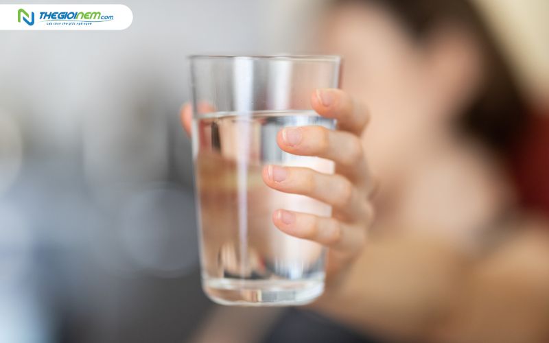Uống nước sau khi thức là thói quen tốt