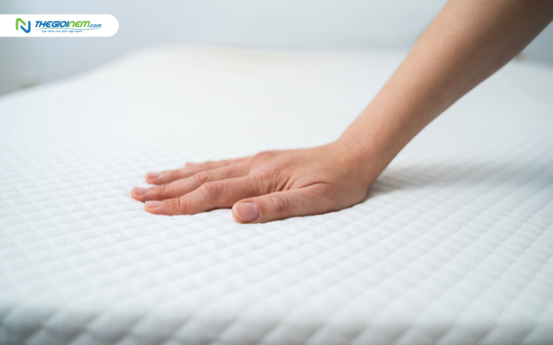 Chất liệu nệm cao su thiên nhiên hay tổng hợp