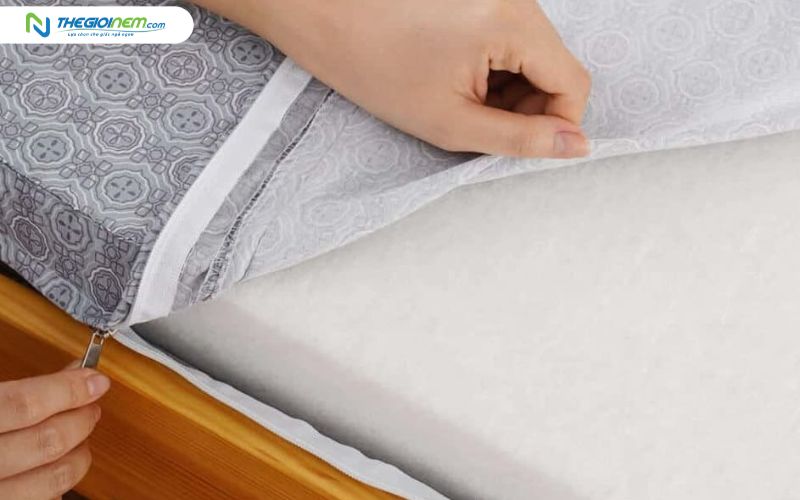 Nệm bông ép có thiết kế dễ vệ sinh