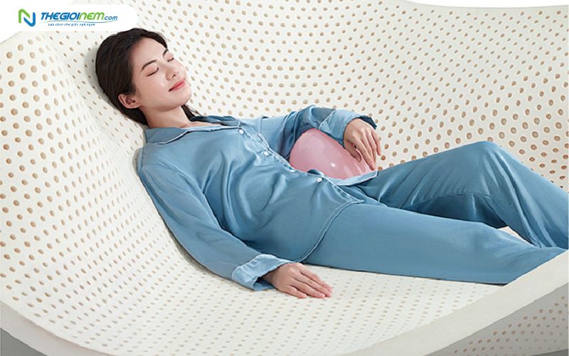 Nệm cao su 1m6 êm ái, nâng đỡ tốt