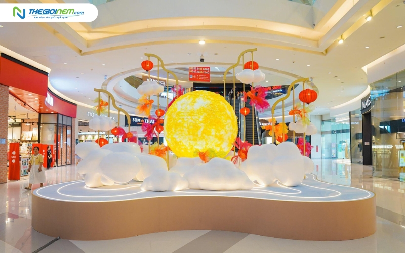 Crescent Mall tổ chức lễ hội Trung thu với không gian rộng lớn