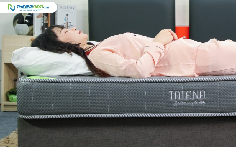 Nệm cao su tổng hợp êm ái, nâng đỡ tốt