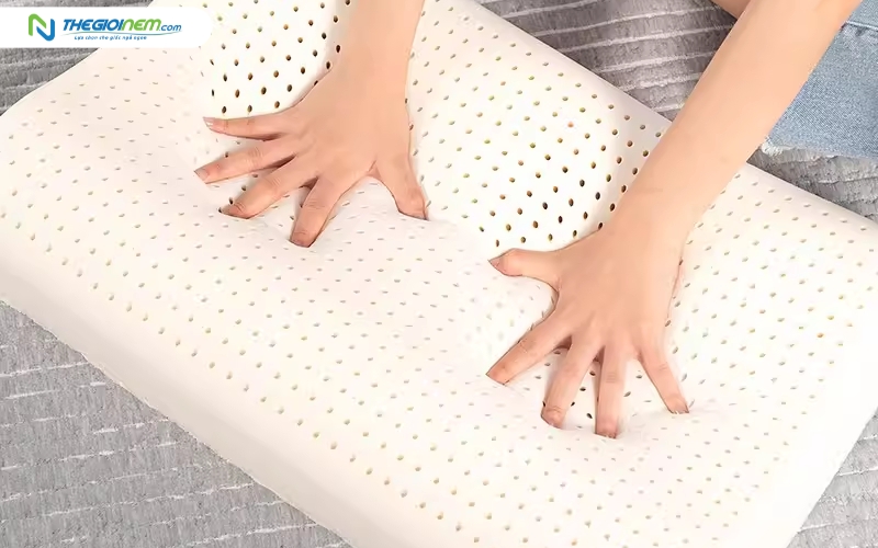 Chọn gối êm ái và thoáng khí