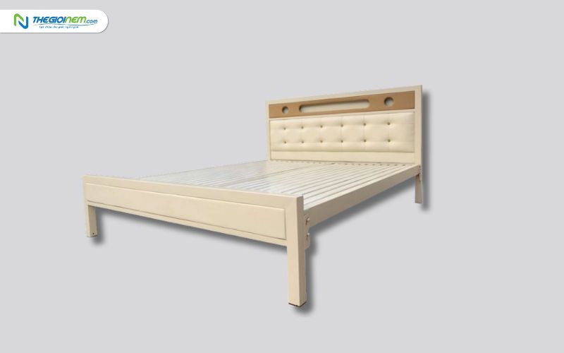 Mua giường sắt giá rẻ tại Quận 8