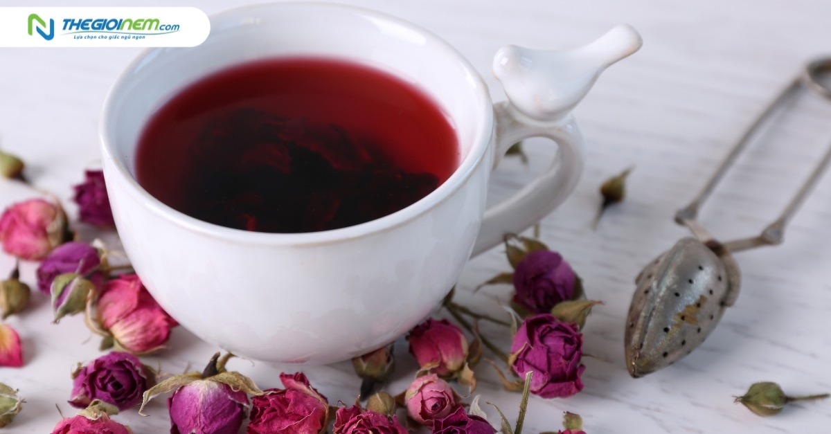 Top 8 loại trà thảo mộc giúp ngủ ngon