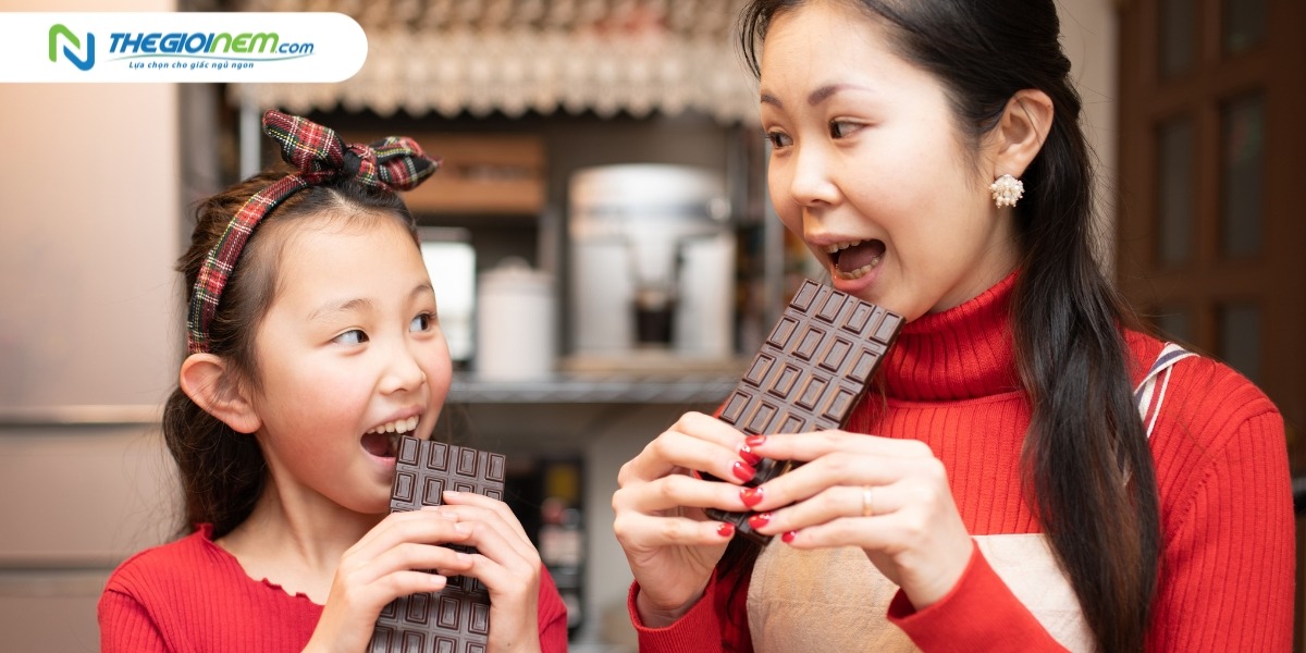 Ăn socola trước khi ngủ tốt không? Cách ăn socola tốt cho sức khỏe