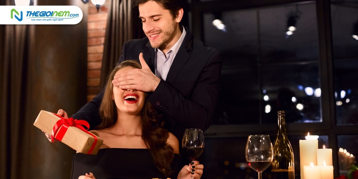 Gợi ý quà tặng Valentine 14/2 dành cho người yêu, vợ