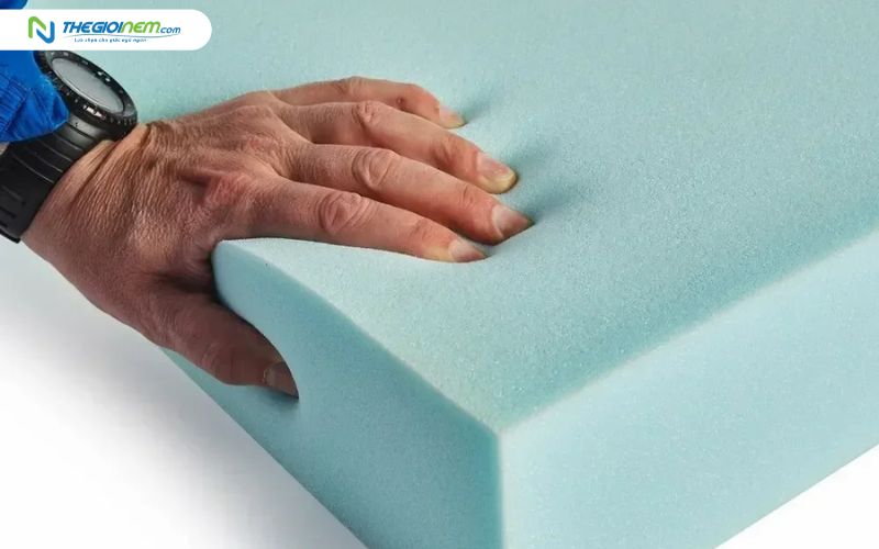Foam tỷ trọng cao có khả năng chịu lực tốt, ít xẹp lún