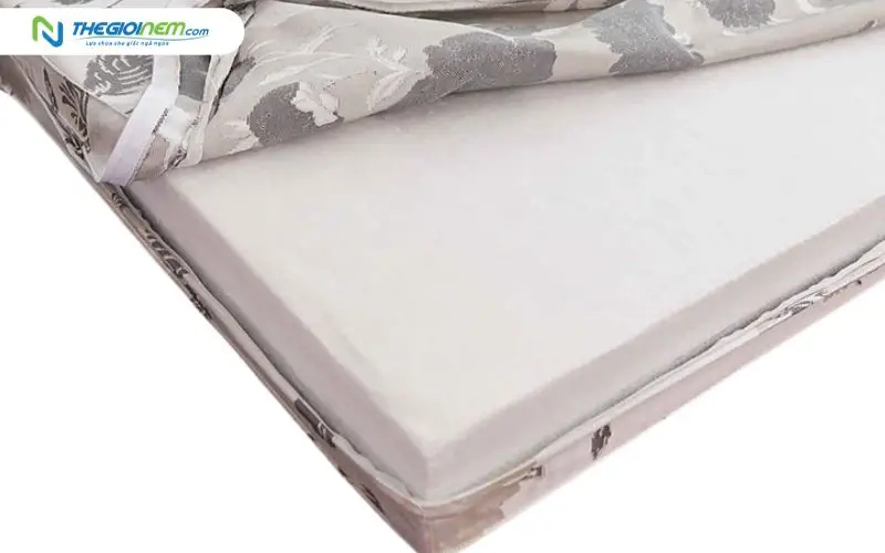 Nệm bông ép nguyên tấm là gì