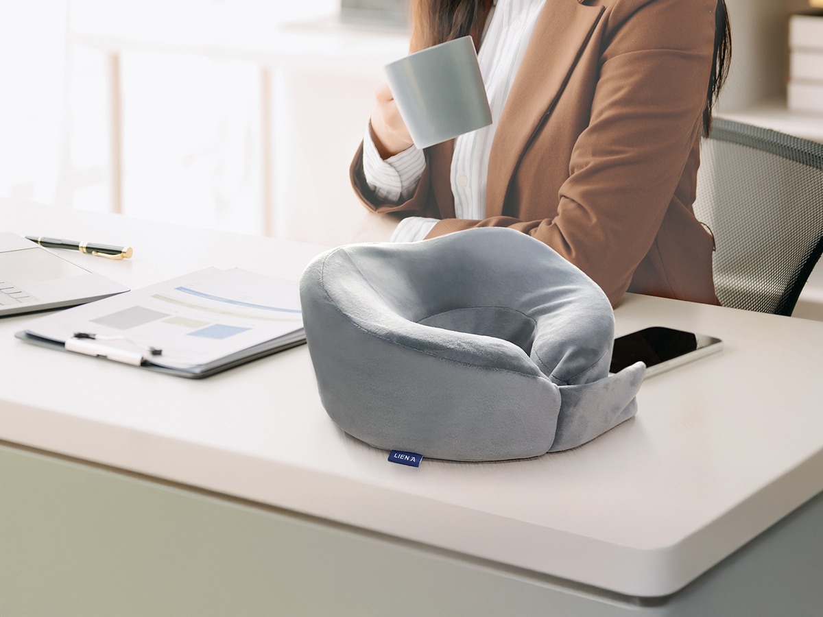 Gối cao su Liên Á Travelmate Lux 4