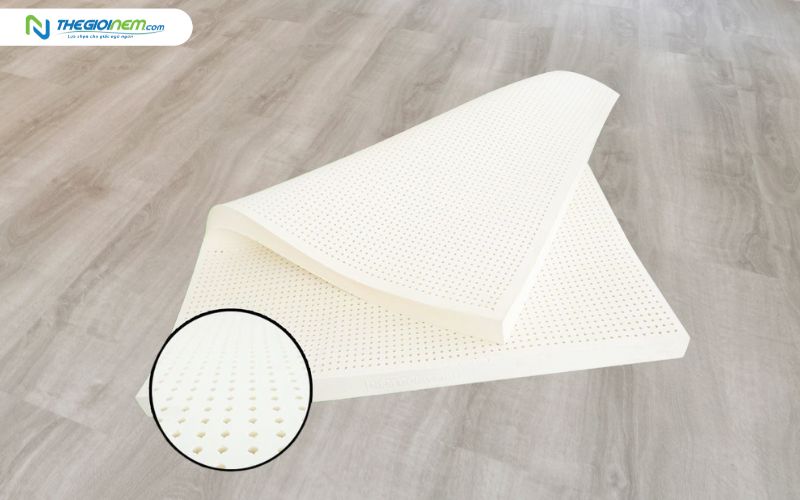 Nệm cao su thiên nhiên Deluxe 2 mặt lỗ Đồng Phú