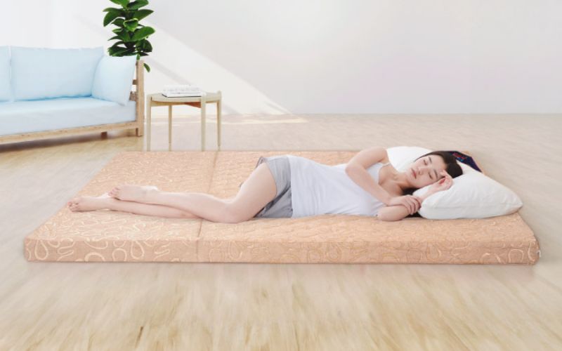 Đệm bông ép cần được vệ sinh để đảm bảo an toàn trong suốt quá trình sử dụng