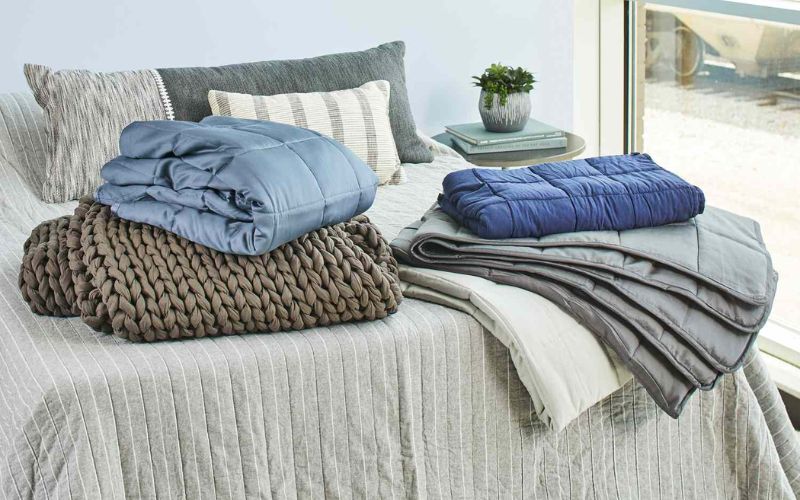 Có nhiều loại chăn trọng lực