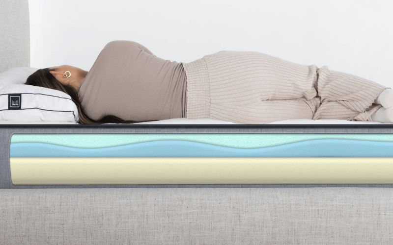 Chọn nệm theo độ cứng mềm và thói quen ngủ