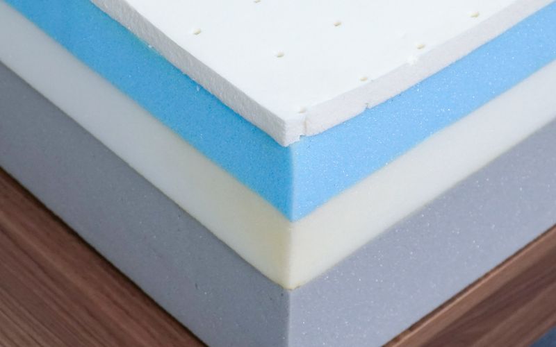 Nệm cao su đa tầng với nhiều lớp vật liệu khác nhau