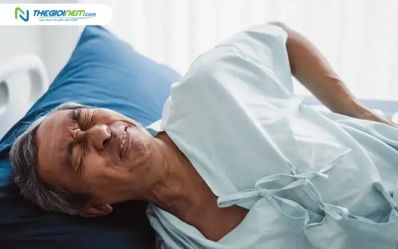 nguy cơ đau lưng tê cứng