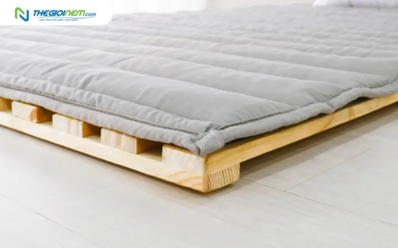 nệm quá mỏng