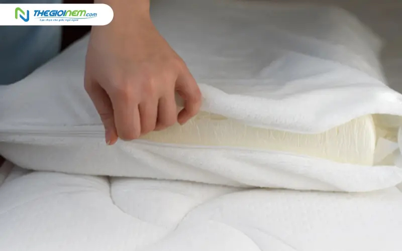 cách vệ sinh gối cao su