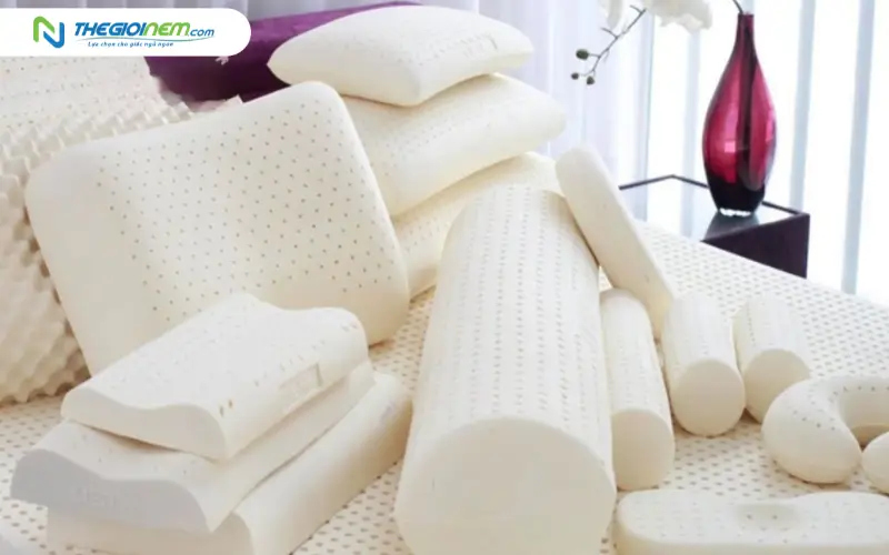 chương trình khuyến mãi và quà tặng kèm