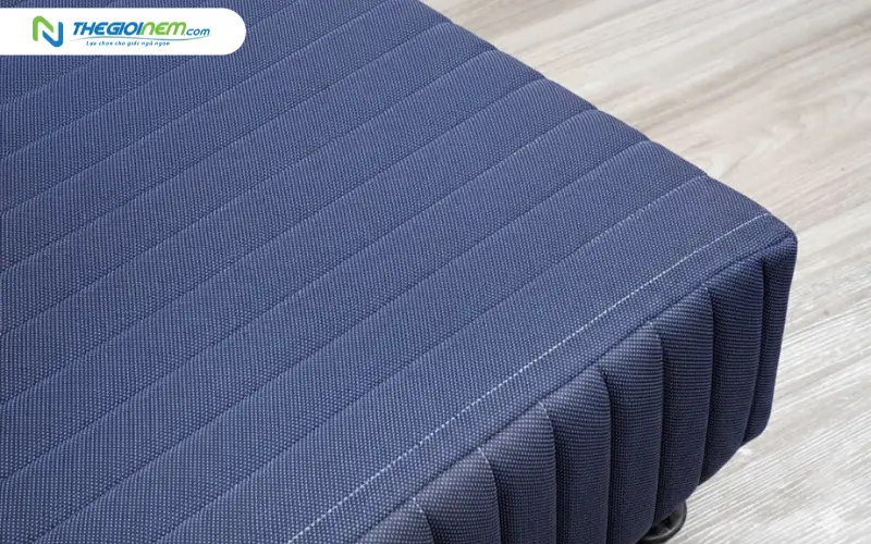 lớp lót và bề mặt bọc vải