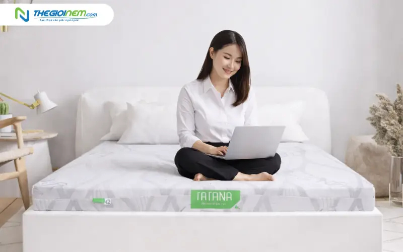 Người trẻ năng động và nhân viên văn phòng