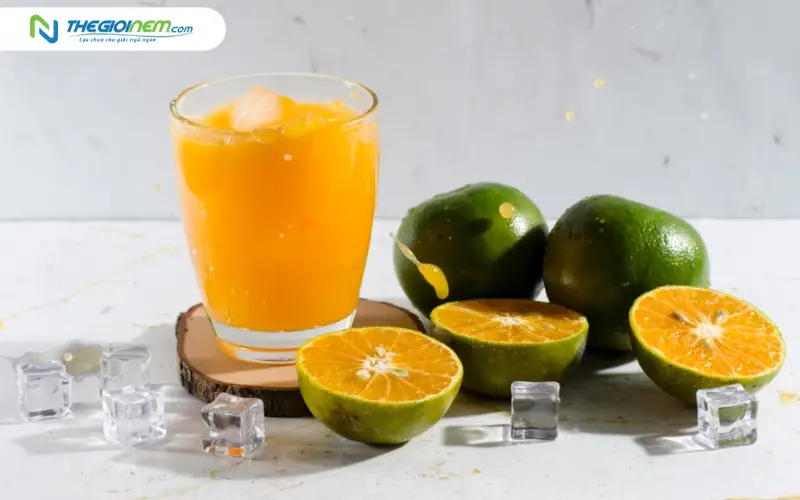 Nước chanh muối hoặc nước cam tươi