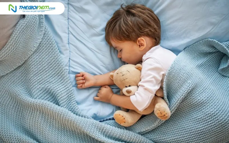 Tăng trưởng chiều cao và hệ miễn dịch trong khi ngủ