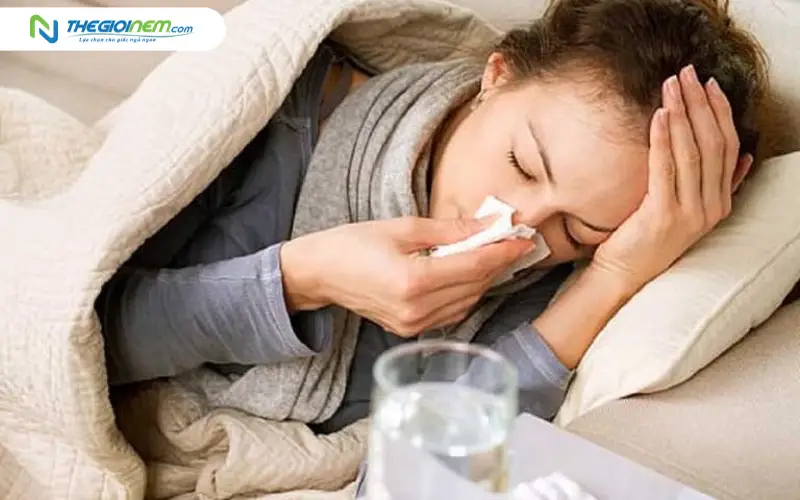 Khi nào nghẹt mũi khi nằm là dấu hiệu nguy hiểm cần gặp bác sĩ