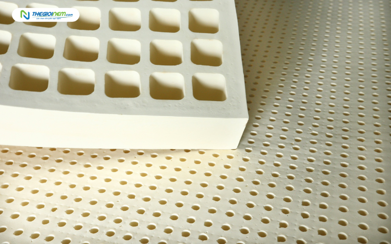 nệm cao su thiên nhiên