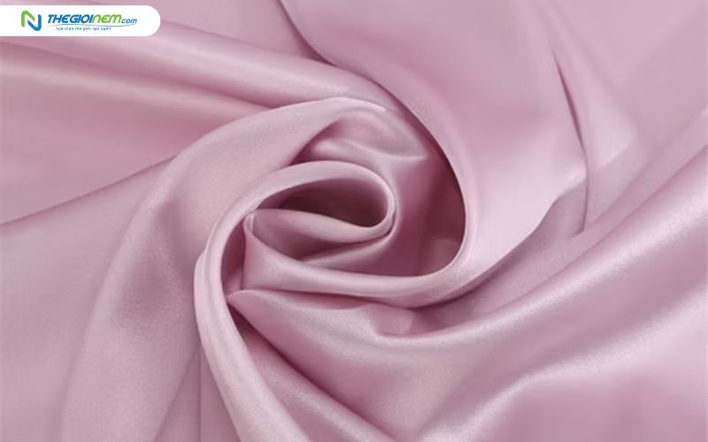 Chất liệu vải lụa tự nhiên