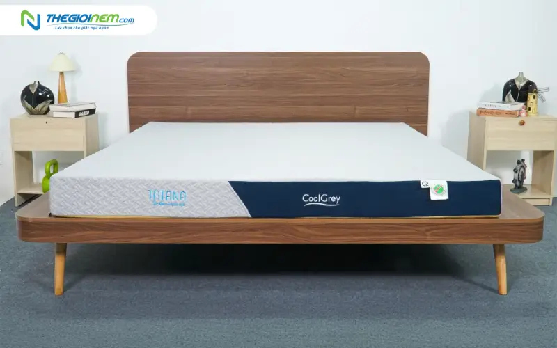 Nệm Tatana của nước nào