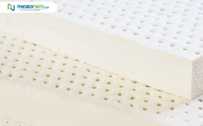 Có nên tự cắt nệm cao su tại nhà không