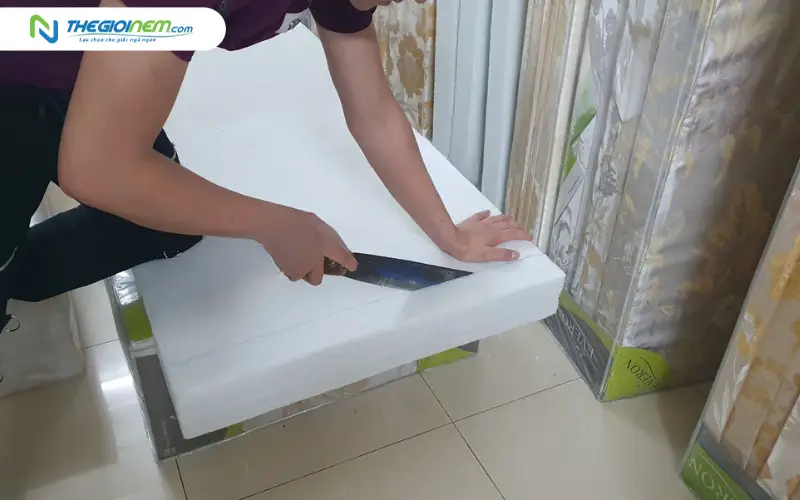 Những sai lầm tai hại khiến nệm bông ép bị hỏng sau khi cắt