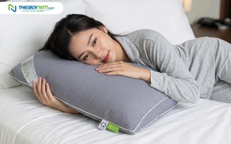 Gối lông vũ êm ái
