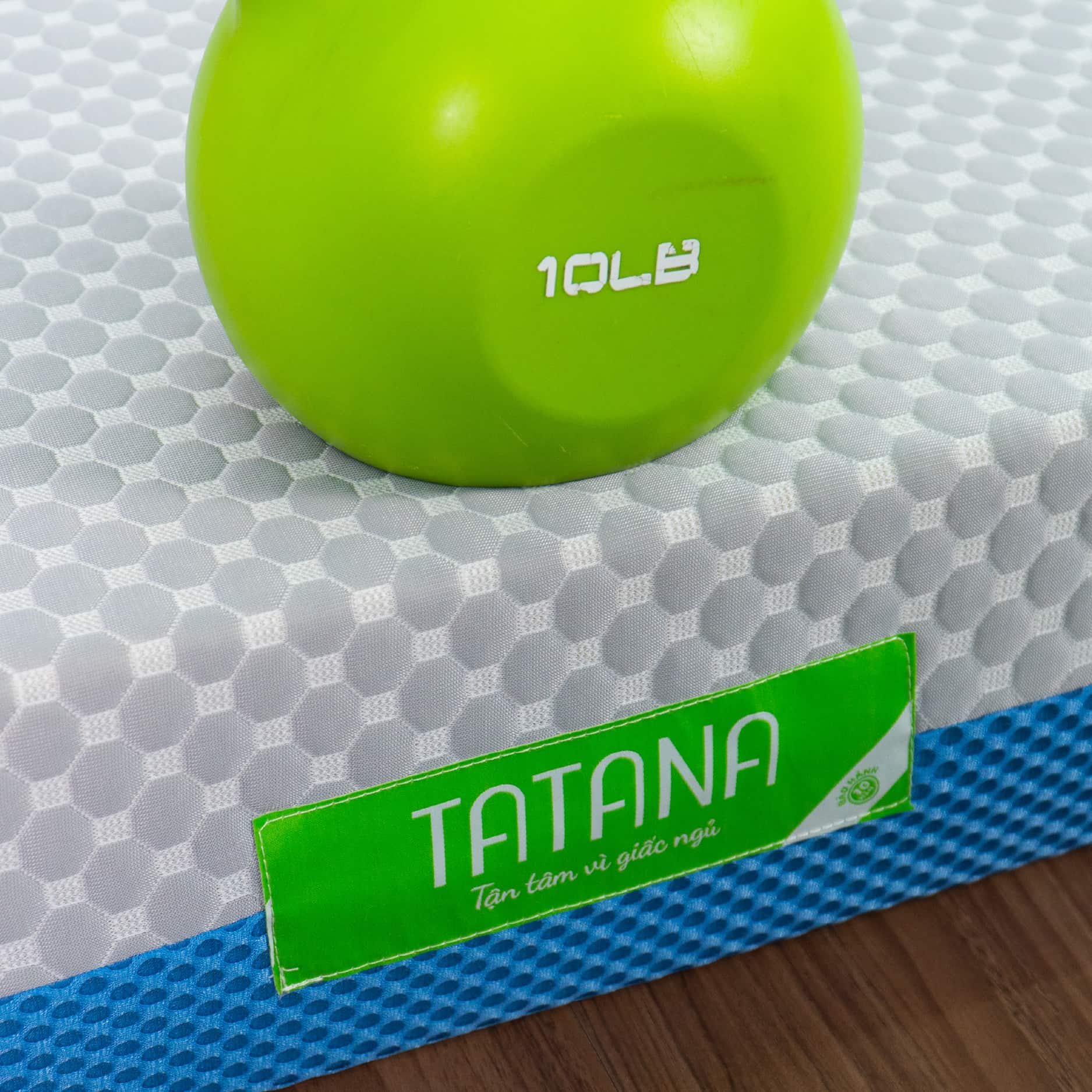 Nệm cao su nhân tạo mát lạnh Tatana 3