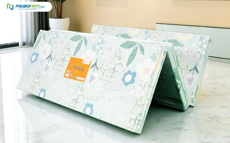 Nệm bông ép Vạn Thành gấp 3 vải cotton phù hợp cho không gian nhỏ