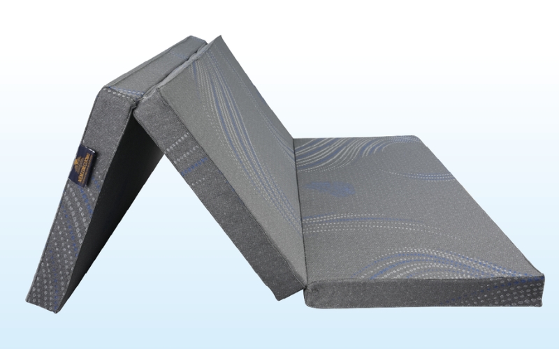 Kích thước nệm gấp 1m2 tạo sự thoải mái cho 1 người nằm