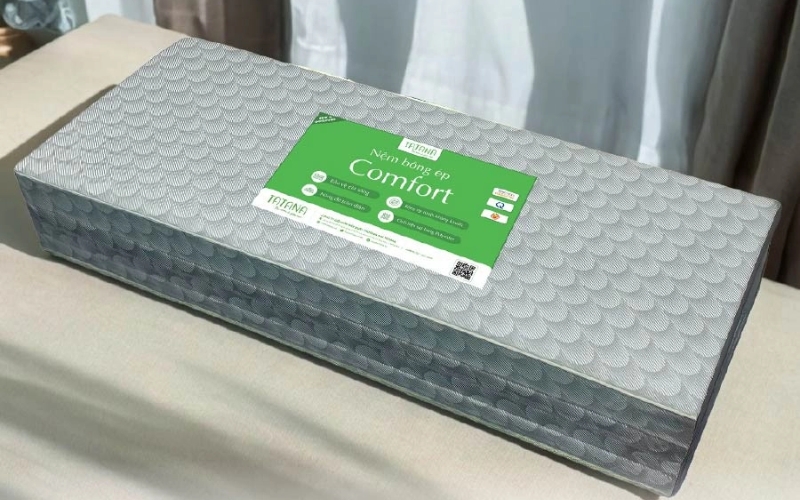 Nệm bông ép thường có giá rẻ hơn nệm cao su