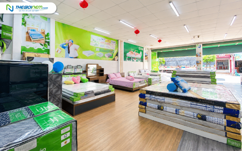 Không gian showroom nệm tại Hóc Môn