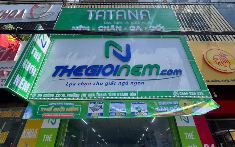 Thế Giới Nệm chi nhánh Tây Nha Trang bán nệm Vạn Thành