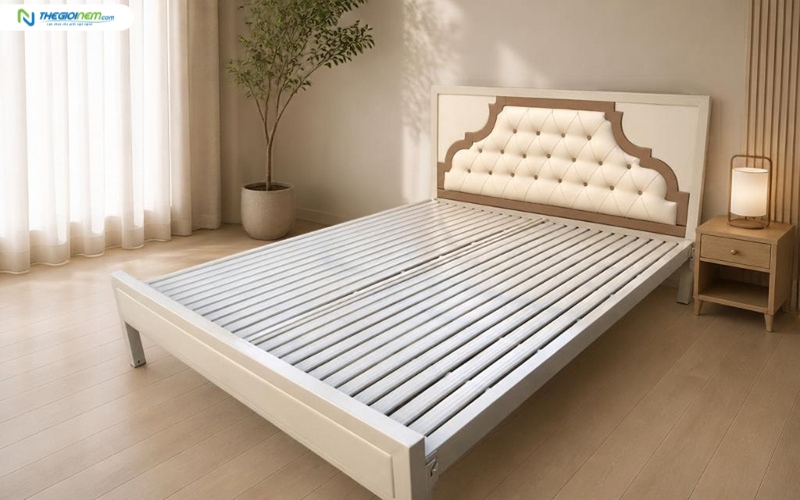 Giường sắt đơn giá rẻ cho phòng trọ và phòng ngủ nhỏ tại Nha Trang