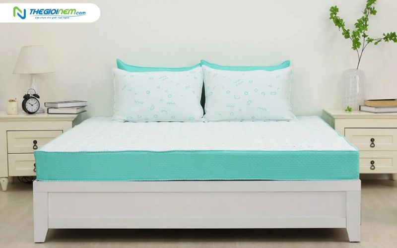 Nệm bông ép 1m8 x 2m có bề mặt phẳng và chắc chắn