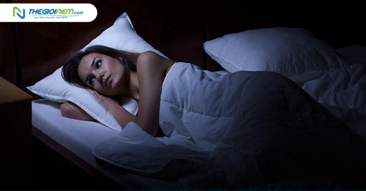 Bật tivi rồi ngủ quên ảnh hưởng tới sức khoẻ như thế nào?