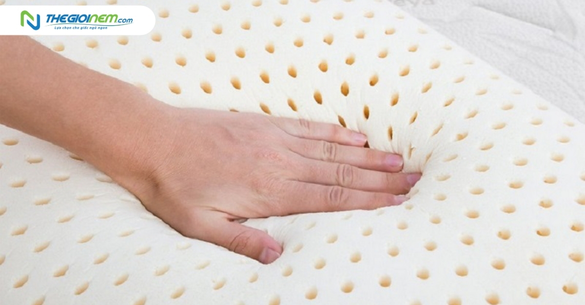 So sánh nệm memory foam và cao su