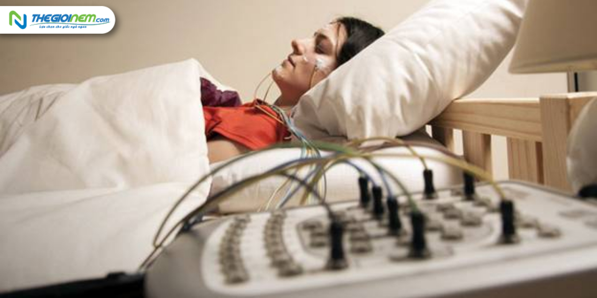 Đo đa ký giấc ngủ (Polysomnography) là gì? Mục đích, thủ tục và những rủi ro
